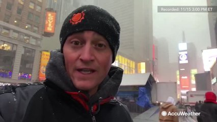 Heavy snow picks up in Manhattan