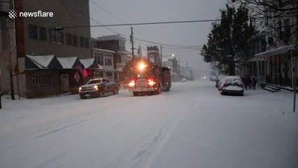 Firefighters arrive to tackle Pennsylvania blaze in thick snowfall #8