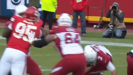Dee Ford keeps pressure on Josh Rosen all day