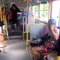 اتحداك ما تضحك هههههههههههههههههه