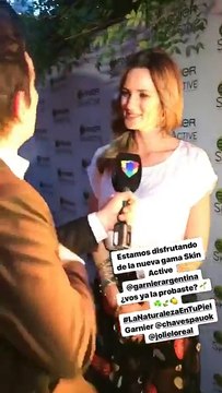 Paula back nota Intrusos en evento Garnier - 17 de Octubre
