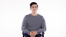 Alex Aiono Sings Rihanna, Justin Timberlake, and Maroon 5 in a Game of Song Association