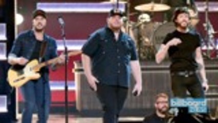 Luke Combs Gives Emotional "She Got the Best Of Me" Performance at 2018 CMA Awards | Billboard News