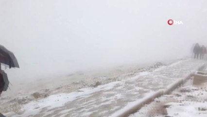 Nemrut Dağı'nda Turistlere Tipi ve Sis Engeli