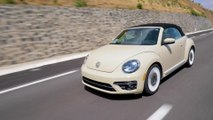 2019 Volkswagen Beetle Final Edition Driving on the Highway