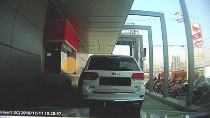 '맥도날드 갑질' 고객 19일 경찰 소환 예정 / YTN