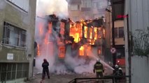 Bursa Tarihi Ahşap Evde Yangın Çıktı-2
