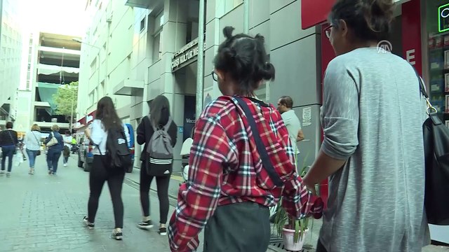 'Kelebek çocuk Elfida' akıllı tahta başında - İZMİR