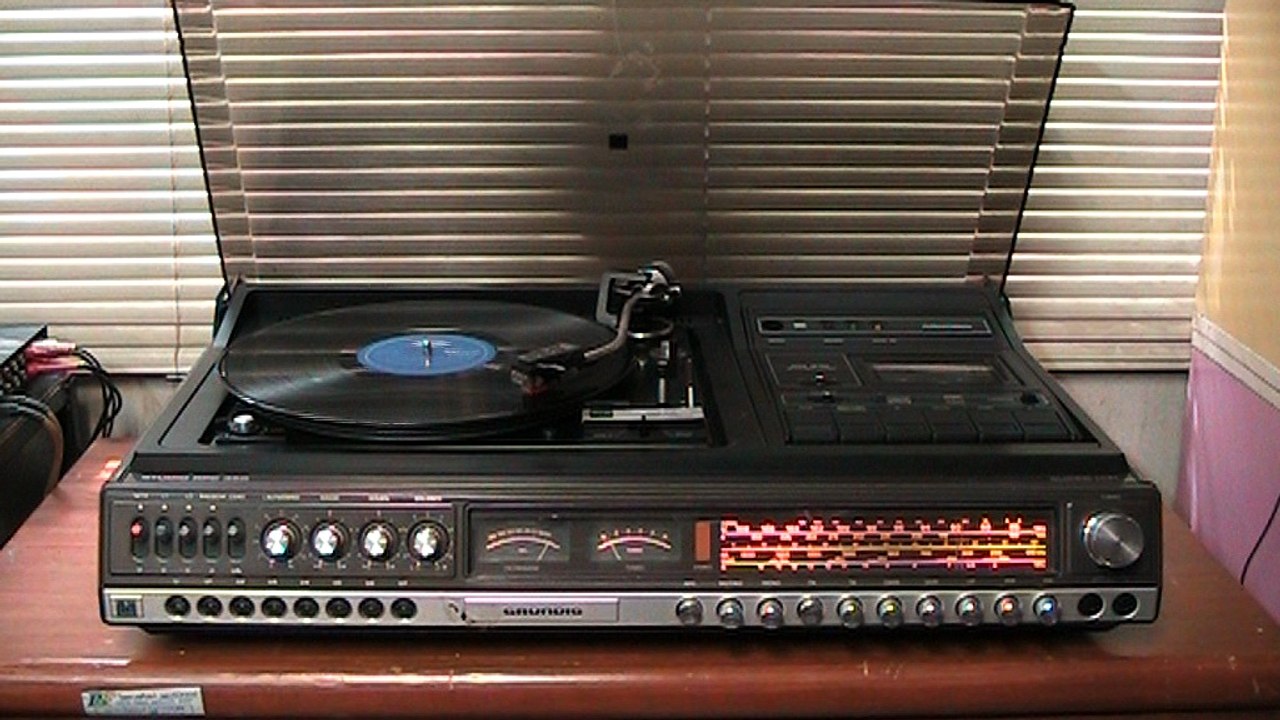 lungyim~Grundig HiFi Studio RPC 350 music center turntable tuner amplifier cassette recorder (1)
