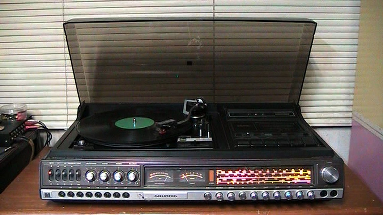 lungyim~Grundig HiFi Studio RPC 350 music center turntable tuner amplifier cassette recorder (6)