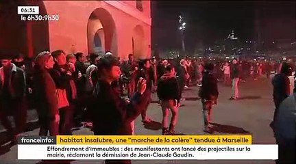 Mal-logement à Marseille : Incidents cette nuit devant la Mairie après une manifestation de plusieurs milliers de personnes