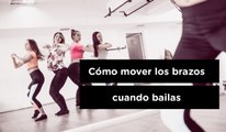 Cómo mover los brazos cuando bailas