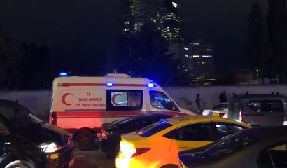 Ambulans trafikte böyle kaldı
