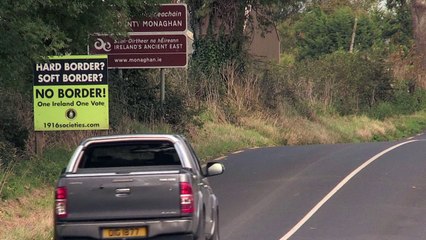 May bringt Brexit-Plan durchs Kabinett