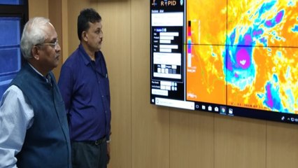 இந்திய வானிலை மைய இயக்குநரையே சென்னைக்கு வரவழைத்த கஜா- வீடியோ
