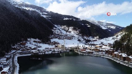 Uzungöl'deki beyaz örtü havadan böyle görüntülendi