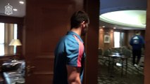 Los jugadores de la selección española entran en la reunión previa al partido ante Croacia