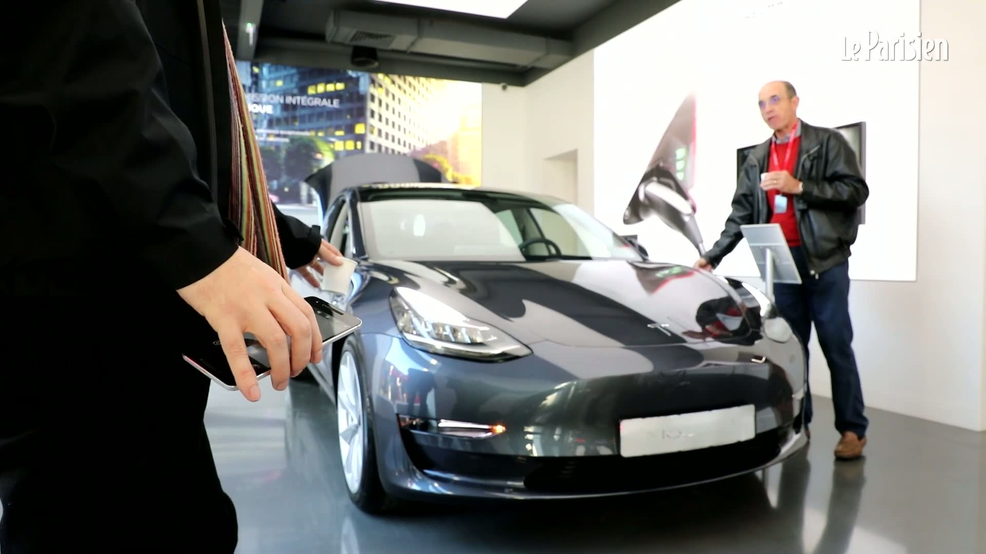 Le Model Y, une voiture électrique de la marque Tesla est le véhicule le  plus vendu au monde - Vidéo Dailymotion