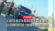 Auto bloccata sui binari travolta dal treno in corsa a Trapani | Notizie.it