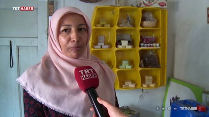 Elazığ'da geleneksel yöntemlerle evde sabun üretiyorlar