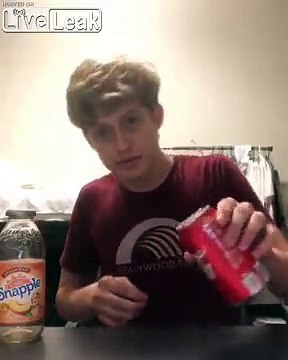 Sniffer du coca cola... quel idiot !