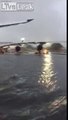 Cet aéroport est inondé sur les pistes en Inde.. et les avions décollent !