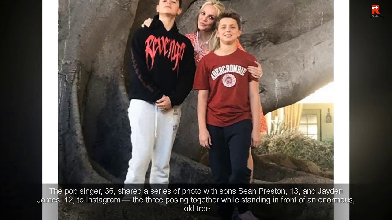 Britney Spears Spends The Day With Her Sons