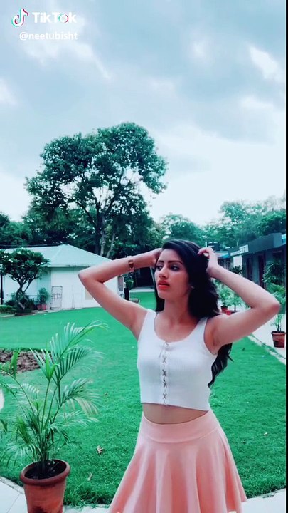 Uff aik picture ka lia itna intazar