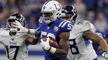 Blaine Gabbert gifts Darius Leonard his first career INT