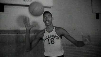 LeBron Passes Wilt on Scoring List