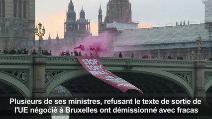 Brexit: Theresa May exclut l'organisation d'un second référendum