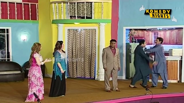 Zafri Khan Iftikhar Thakur and Amanat Chan Silki Full Comedy Stage Drama Clip Komedy Nights