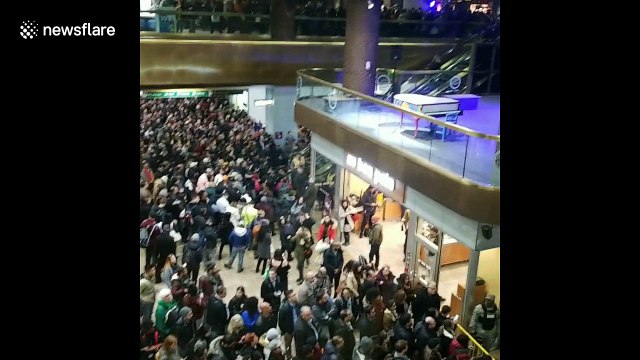 Delays and chaos at Port Authority Bus Terminal as snow storm batters New York City