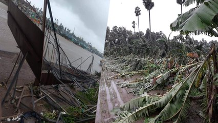 தொலைபேசி சேவை முடங்கியது | மின் கம்பங்கள் சேதம் | பேய்க்காற்று, பலத்த மழை- வீடியோ