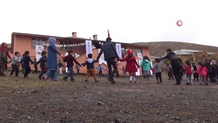 Carrefoursa ve Tog'dan Öğrencilere Kırtasiye Yardımı