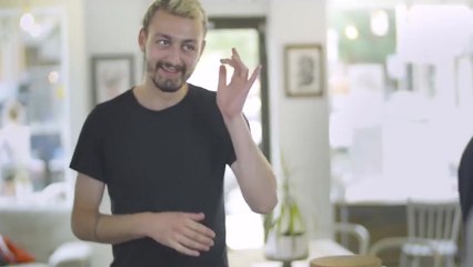 Quand tu te demandes si tu es gay en voyant un beau garçon