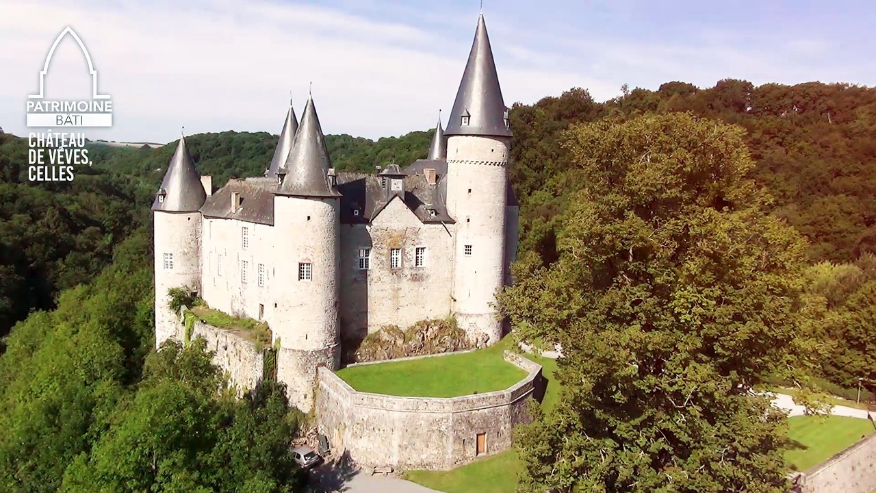 Le château de Vêves, Celles