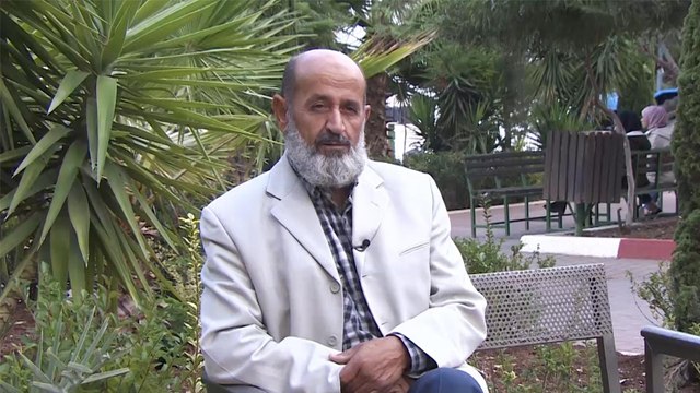 بسبب الاعتقال.. فلسطينيون يمضون عقودا للحصول على الشهادة الجامعية