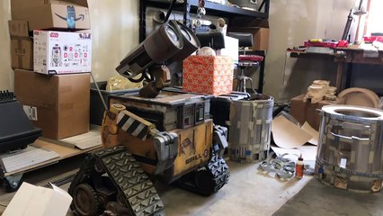 Une réplique du robot Wall-E