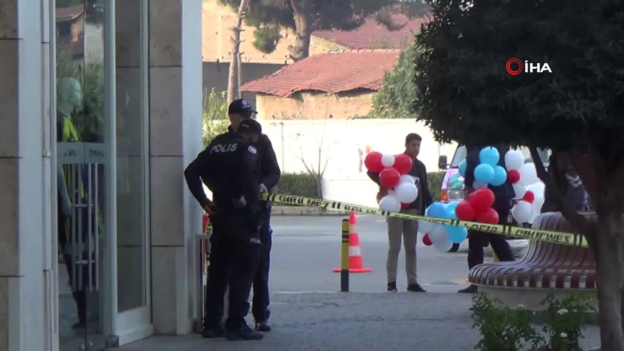 Gerçeği aratmayan tatbikat...Alışveriş merkezine bırakılan bomba böyle etkisiz hale getirildi