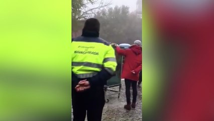 Un illusionniste rate son tour d'évasion dans un aquarium