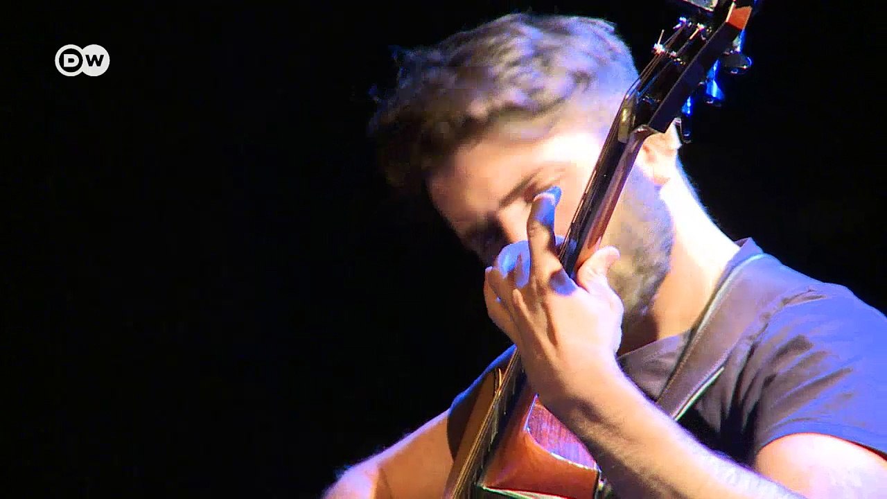 YouTube-Star mit Gitarre: Luca Stricagnoli | DW Deutsch
