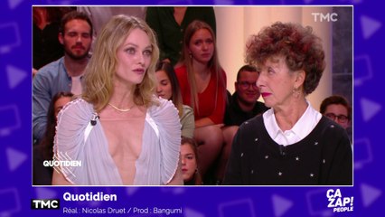Vanessa Paradis fait sensation sur le plateau de Quotidien avec un maxi décolleté