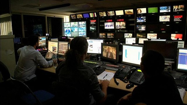 Жители Греции не доверяют СМИ