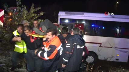 Elazığ'da Midibüs Şarampole Uçtu: 17 Yaralı
