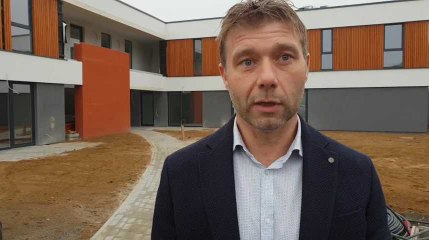 Servi Spoto présente l'inauguration de 15 logements à la cité Émile Urbain à Haine-Saint-Paul