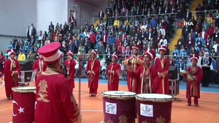 Bağcılar’da başarılı gençler ödüllendirildi