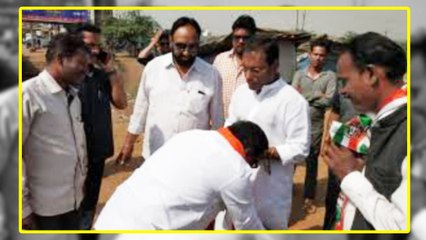 Chhattisgarh में BJP Candidate ने क्यों छुए Congress Candidate के पैर, जाने वजह | वनइंडिया हिंदी