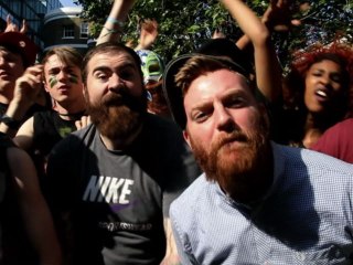 Four Year Strong - It Must Really Suck To Be Four Year Strong Right Now