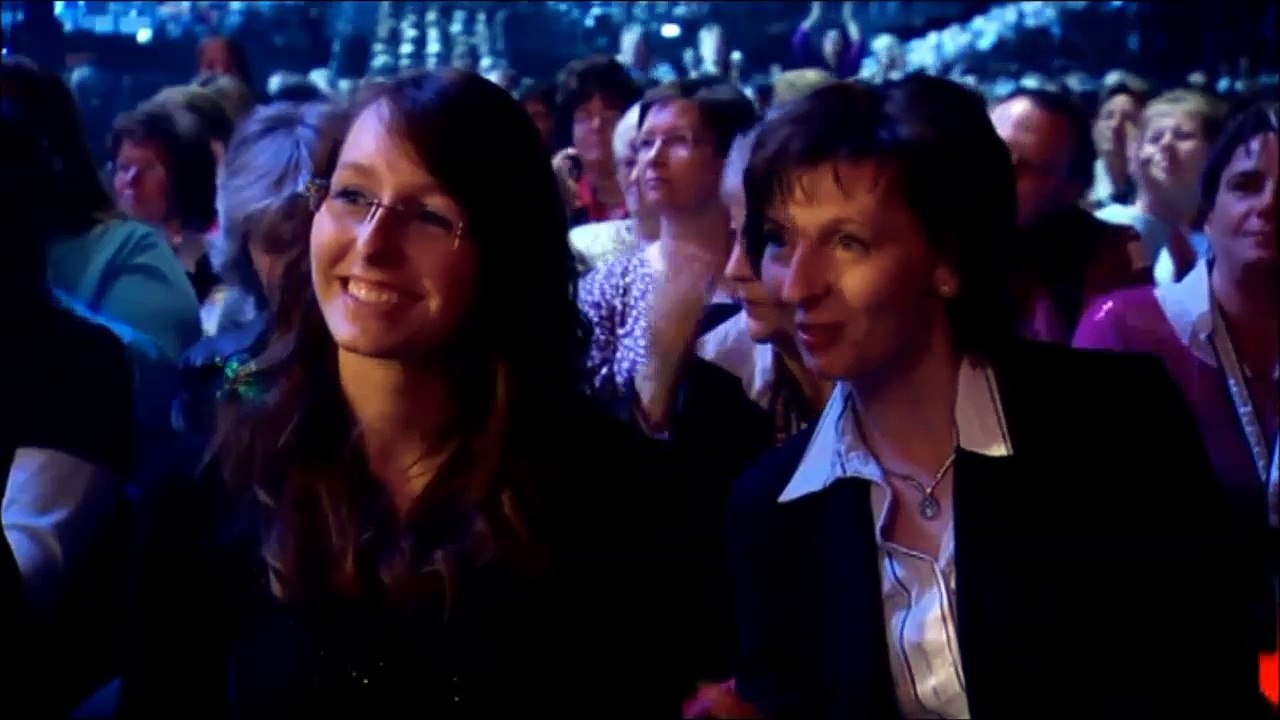 Helene Fischer – König der Herzen — (Live: From O2 World Berlin, Germany / 2010)